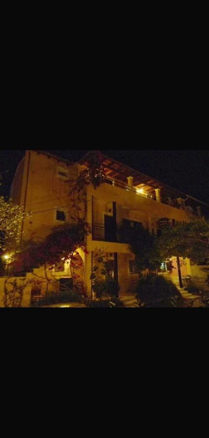 Villa Efterpi Kondókali Kültér fotó